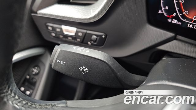 BMW 2-Series 2023 — photo 28