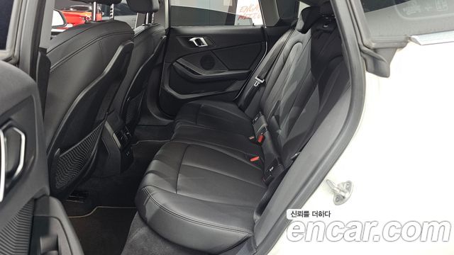 BMW 2-Series 2023 — photo 30