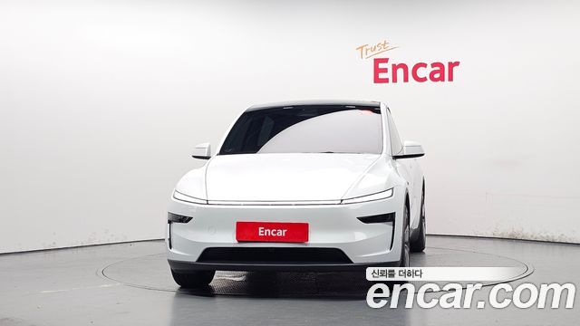 Tesla Model Y 2025 — photo 2