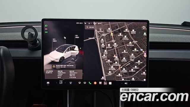 Tesla Model Y 2025 — photo 14