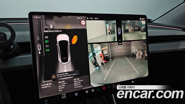 Tesla Model Y 2025 — photo 15