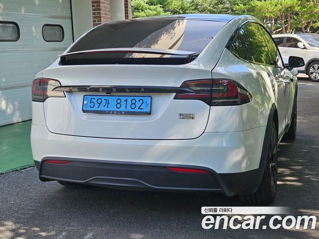 Tesla Model X 2023 — photo 5