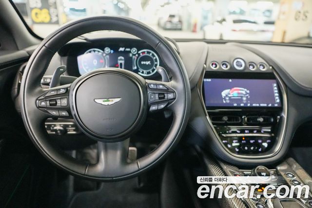 Aston Martin DBX 2024 — photo 9