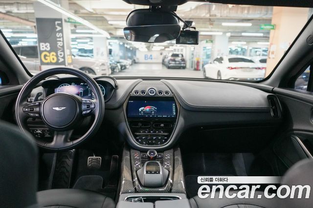 Aston Martin DBX 2024 — photo 10