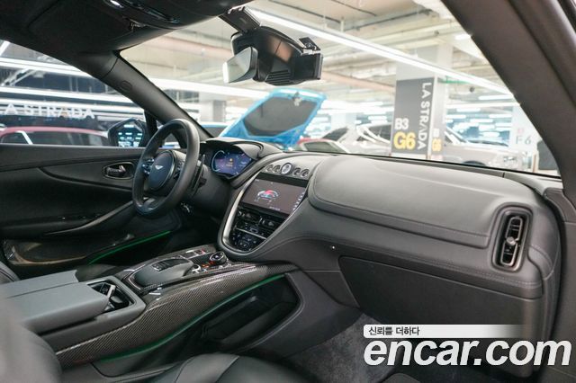 Aston Martin DBX 2024 — photo 17