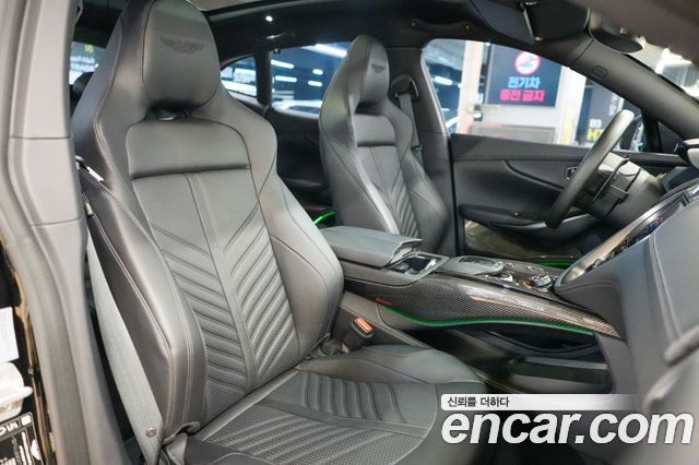 Aston Martin DBX 2024 — photo 18