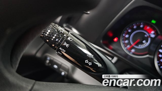 Hyundai AVANTE 2021 — photo 25