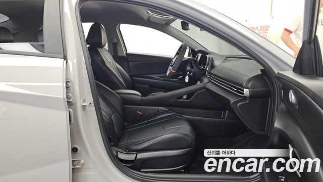 Hyundai AVANTE 2021 — photo 29