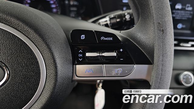 Hyundai AVANTE 2021 — photo 31