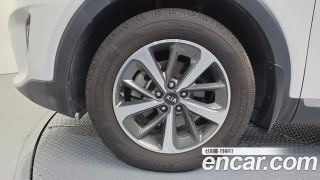 Kia Sorento 2018 — photo 5