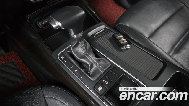 Kia Sorento 2018 — photo 12