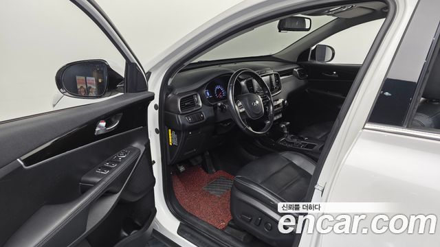Kia Sorento 2018 — photo 13