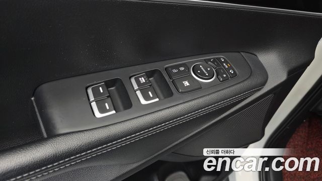 Kia Sorento 2018 — photo 24