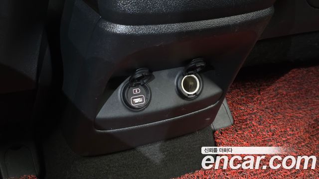 Kia Sorento 2018 — photo 26
