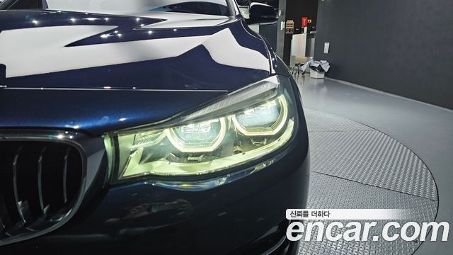 BMW Gran Turismo 2018 — photo 8