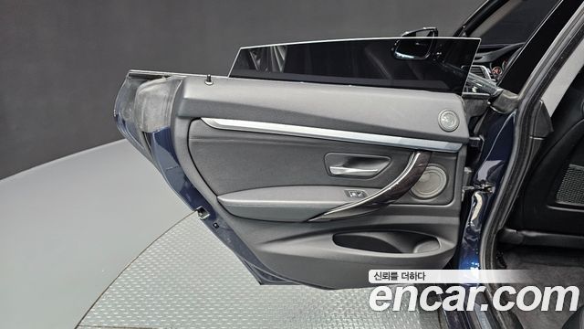 BMW Gran Turismo 2018 — photo 15