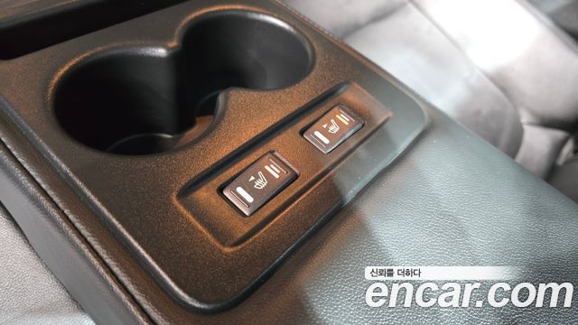 Renault Korea SM6 2019 — photo 21