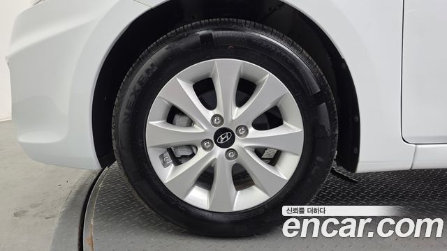 Hyundai Accent 2016 — photo 5