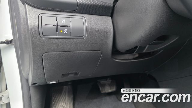Hyundai Accent 2016 — photo 23