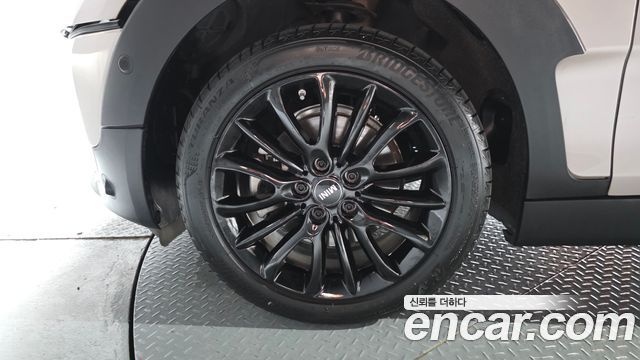 Mini Clubman 2024 — photo 5