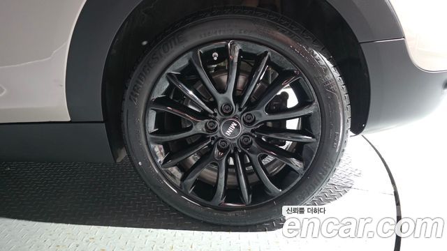 Mini Clubman 2024 — photo 7