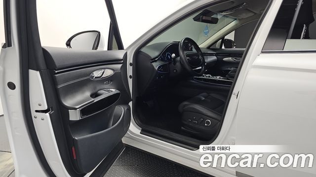 Genesis GV70 2021 — photo 10