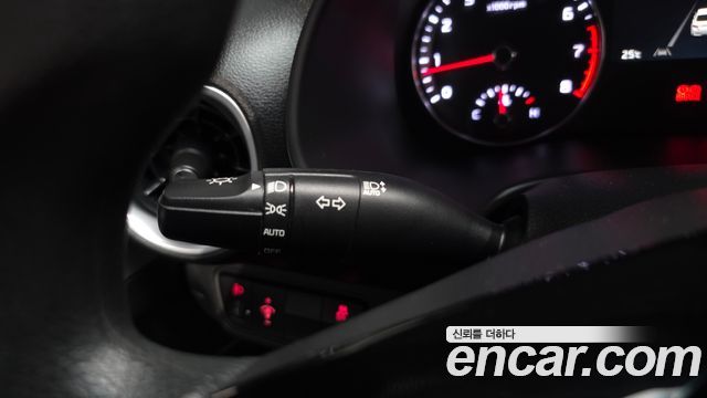 Kia K3 2024 — photo 23