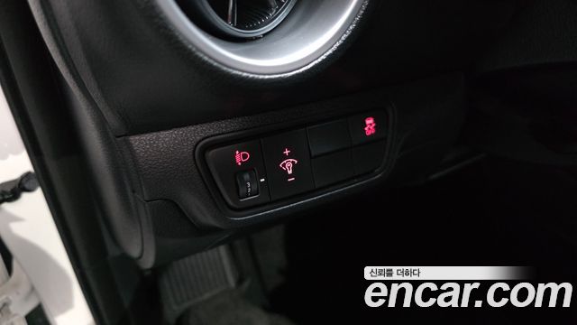 Kia K3 2024 — photo 28