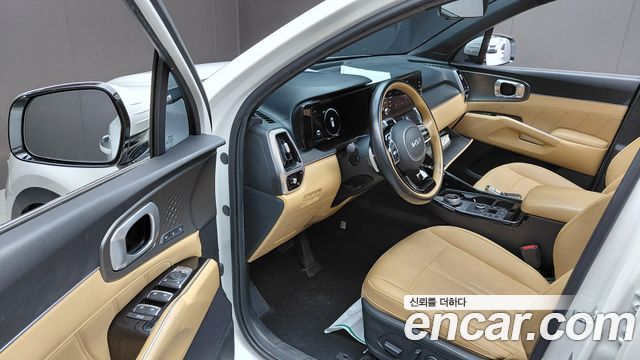 Kia Sorento 2023 — photo 13