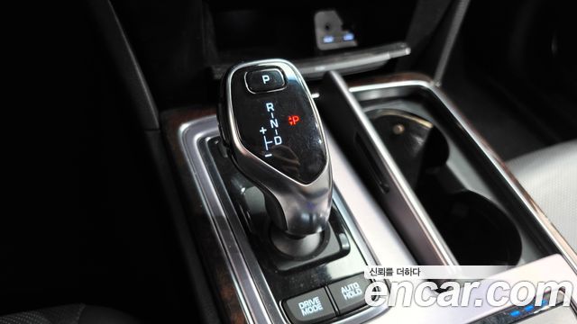 Hyundai Equus 2015 — photo 12