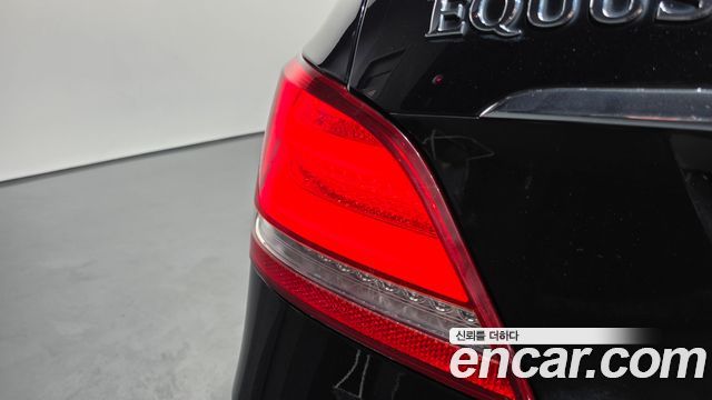 Hyundai Equus 2015 — photo 9