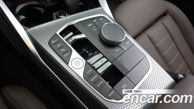 BMW 4-Series 2026 — photo 9