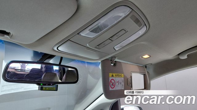 Kia Canival 2020 — photo 26