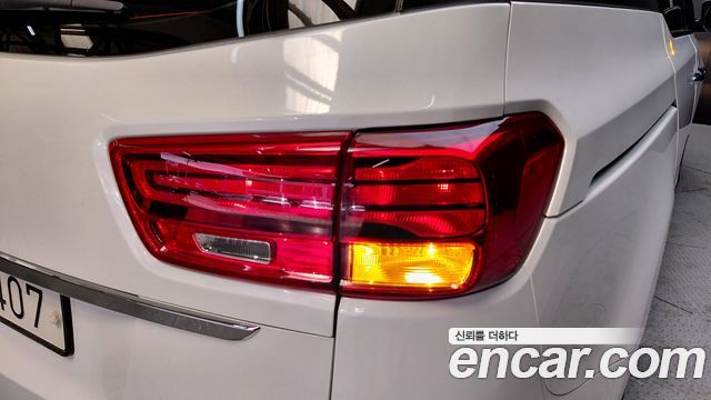 Kia Canival 2020 — photo 9
