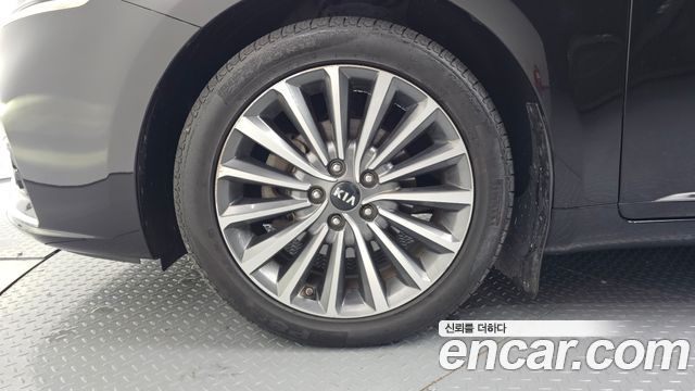 Kia K7 2016 — photo 5