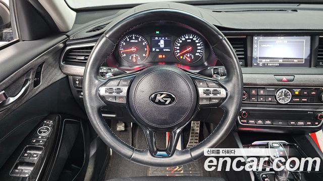 Kia K7 2016 — photo 13