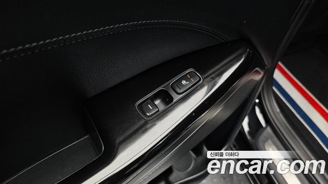 Kia K7 2016 — photo 18