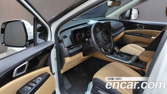 Kia Canival 2023 — photo 13