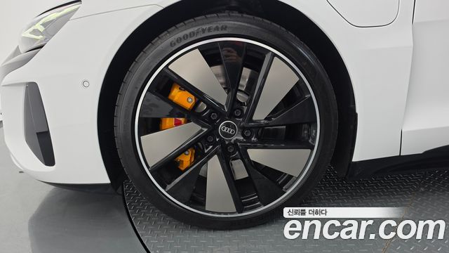 Audi e-tron GT 2023 — photo 5