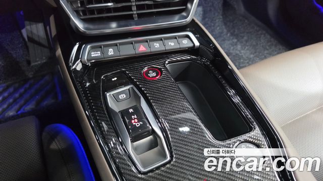 Audi e-tron GT 2023 — photo 12