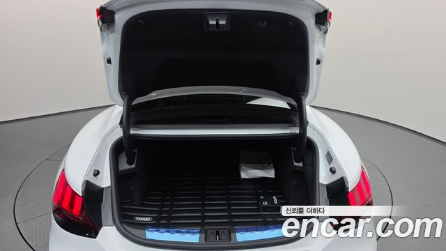 Audi e-tron GT 2023 — photo 27