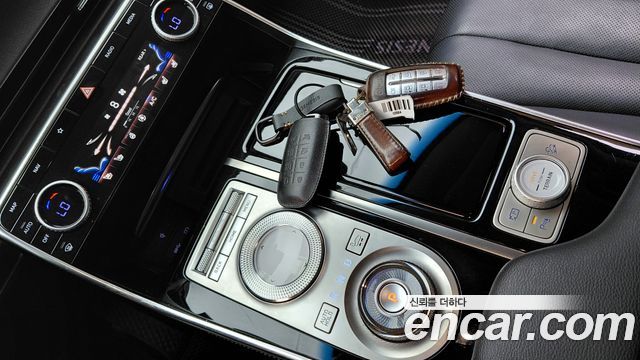 Genesis GV80 2021 — photo 12