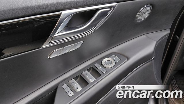 Genesis GV80 2021 — photo 24