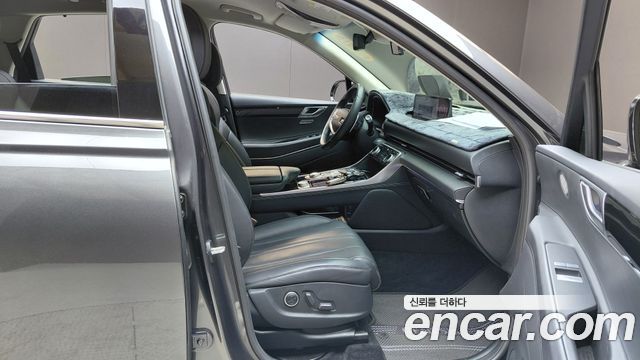 Genesis GV80 2021 — photo 16