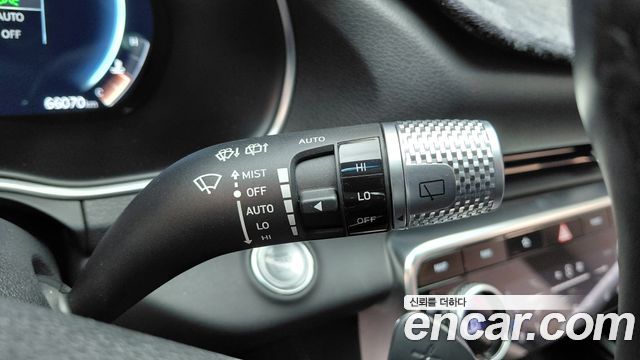 Genesis GV80 2021 — photo 27