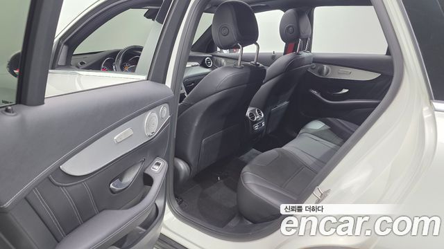 Mercedes-Benz GLC-Class 2018 — photo 18