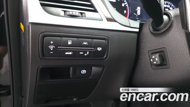 Hyundai Genesis 2015 — photo 18
