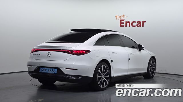 Mercedes-Benz EQE 2023 — photo 2