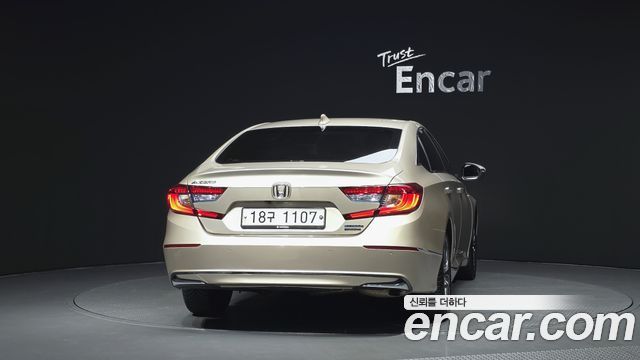 Honda Accord 2018 — photo 4