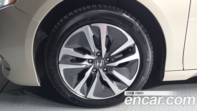 Honda Accord 2018 — photo 5